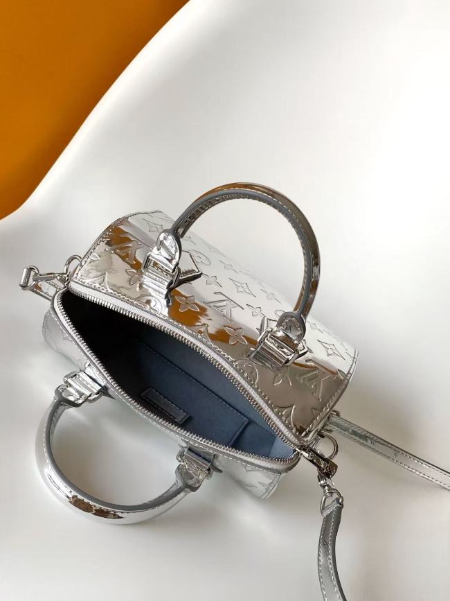 Louis Vuitton M11987 シルバー スピーディ・バンドリエール 20 ハンドバッグ