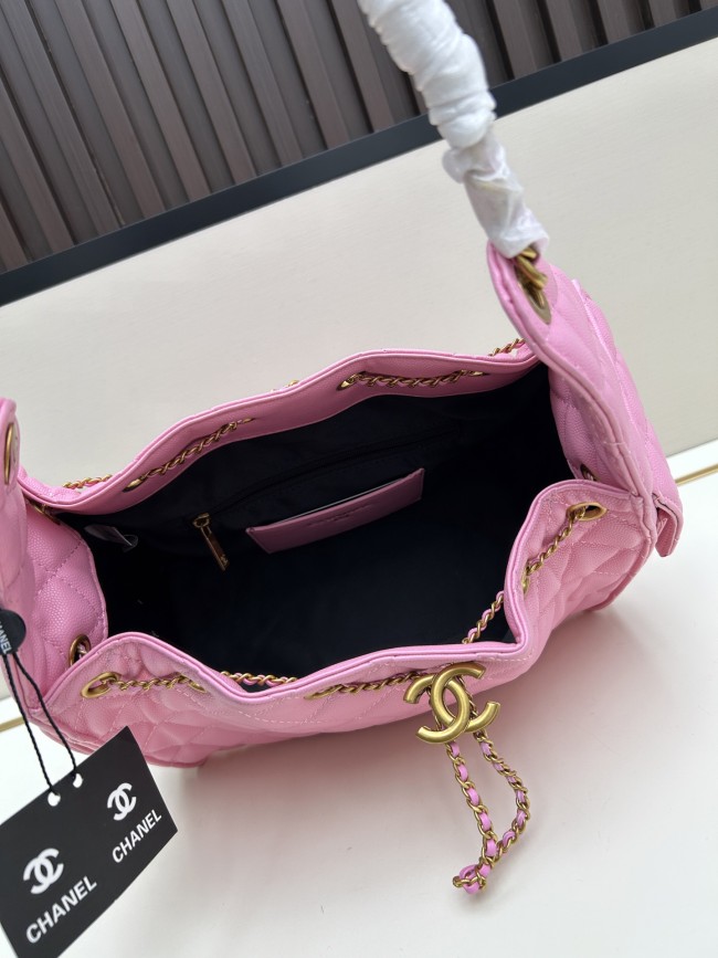 CHANEL シャネル 25 バッグ デザインはクラシックで、サイズは 30 × 26 × 14 cm です