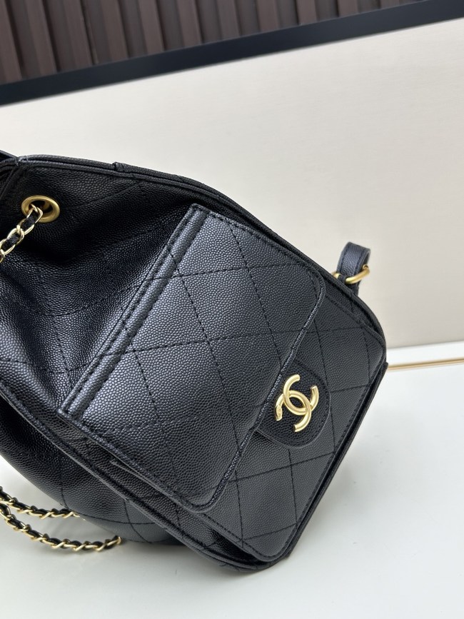 CHANELシャネル マット加工アップグレードモデル サイズ：23 × 23 × 14 cm 素材：キャビアスキン