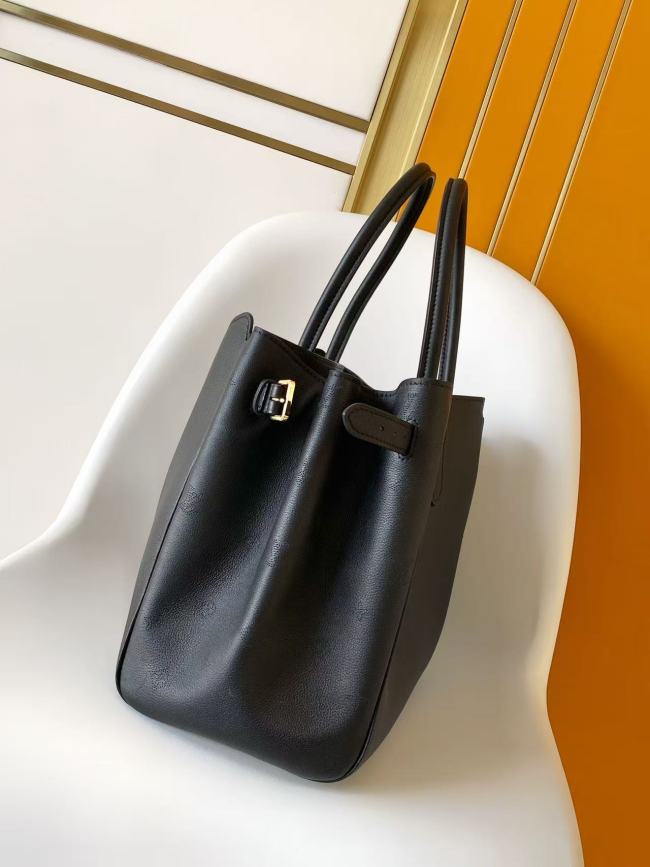 Louis Vuitton M26338 ブラック ヴァンドーム ハンドバッグ