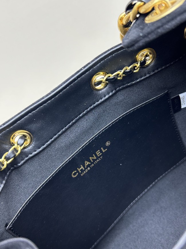 chanel シャネル 25 バッグサイズは 26 × 20 × 14 cm、品番 9668、素材はマットレザーです