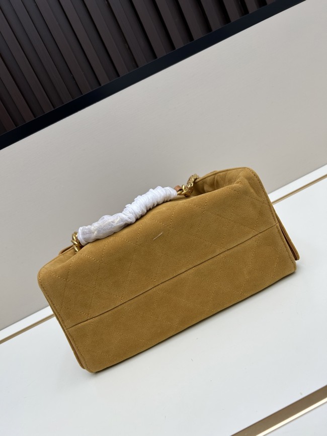 chanel シャネル 25 バッグサイズは 26 × 20 × 14 cm、品番 9668、素材はマットレザーです
