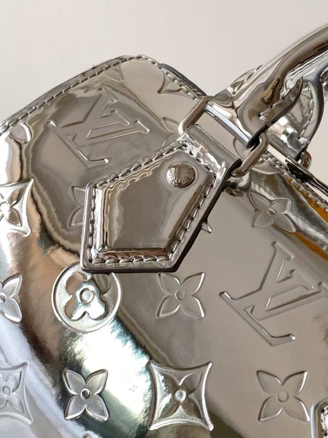 Louis Vuitton M11987 シルバー スピーディ・バンドリエール 20 ハンドバッグ