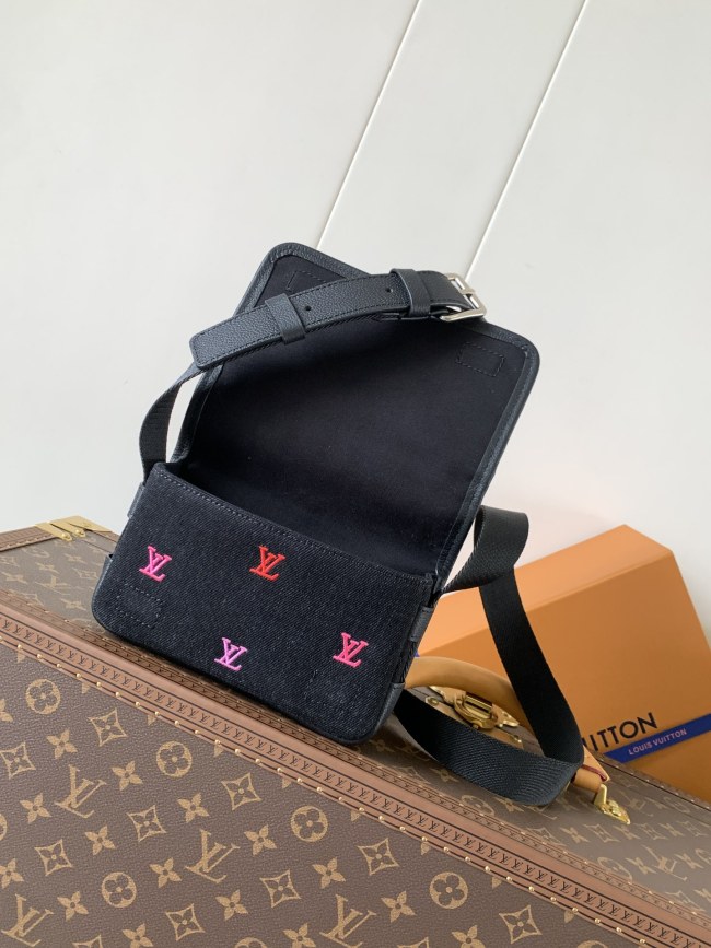 Louis Vuitton M13963 ブラック 最新モデル Bosphore ミニハンドバッグ
