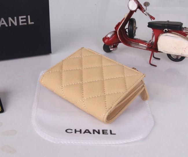 CHANELシャネル  2216 ミニバッグ カラー：キルティングブラック／ピンク／ベージュ／ラムスキンブラック サイズ：11×9×2 cm