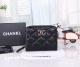 CHANEL シャネル  バッグ 型番22018 カラー：キルティングブラック／ピンク／ベージュ／ラムスキンブラック サイズ：12×10×3 cm