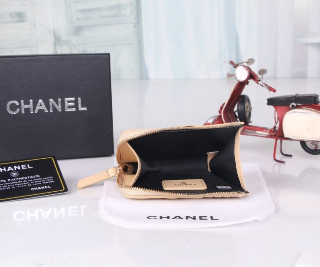 CHANELシャネル バッグ 型番 56608 カラー：キルティングブラック／ピンク／ベージュ／ラムスキンブラック サイズ：11×8×2 cm