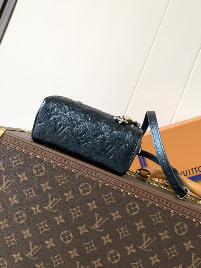 Louis Vuitton M82450 ブラックエンボス ナノ・スピーディ ハンドバッグ