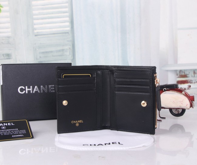 CHANELシャネル  2216 ミニバッグ カラー：キルティングブラック／ピンク／ベージュ／ラムスキンブラック サイズ：11×9×2 cm