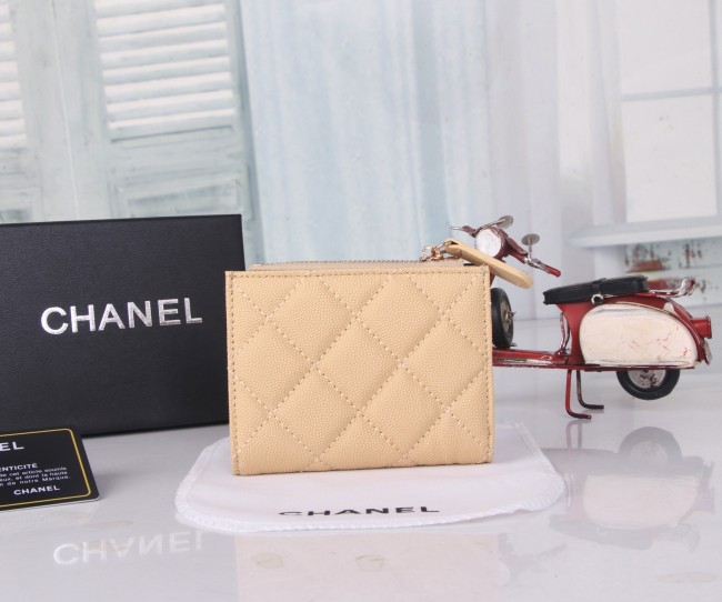 CHANELシャネル  2216 ミニバッグ カラー：キルティングブラック／ピンク／ベージュ／ラムスキンブラック サイズ：11×9×2 cm