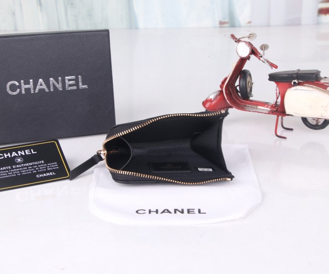 CHANELシャネル バッグ 型番 56608 カラー：キルティングブラック／ピンク／ベージュ／ラムスキンブラック サイズ：11×8×2 cm