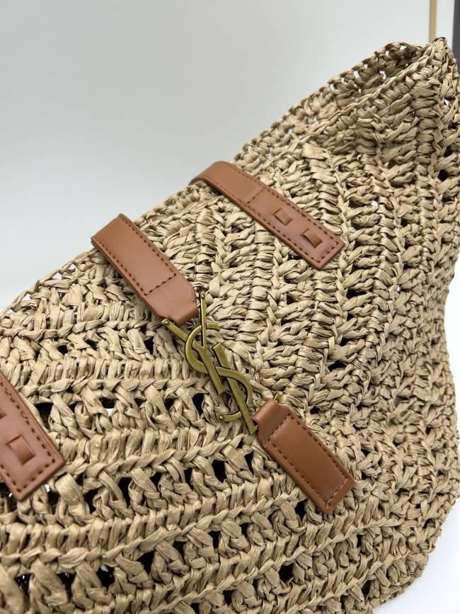 CHANELシャネル草編みバッグ 型番1813サイズ：横48×縦34 cm