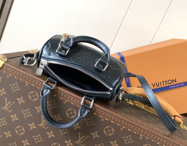 Louis Vuitton M82450 ブラックエンボス ナノ・スピーディ ハンドバッグ