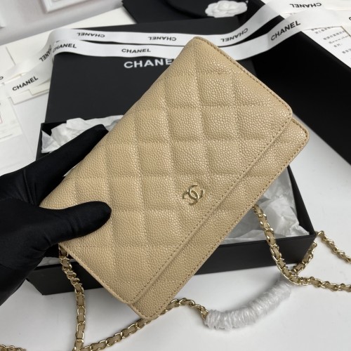 CHANEL シャネル WOC 財運バッグ（型番A33814）サイズ：横19×縦12×マチ3 cm