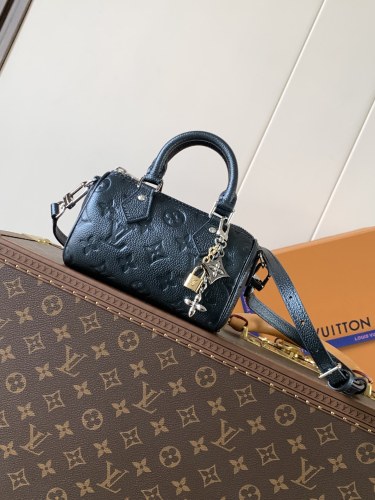 Louis Vuitton M82450 ブラックエンボス ナノ・スピーディ ハンドバッグ