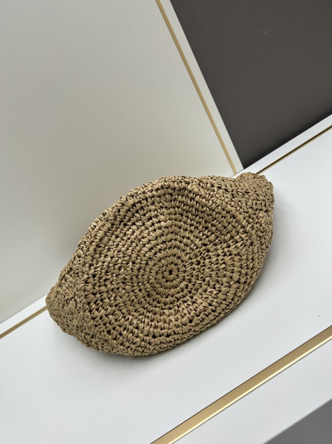 CHANELシャネル草編みバッグ 型番1813サイズ：横48×縦34 cm
