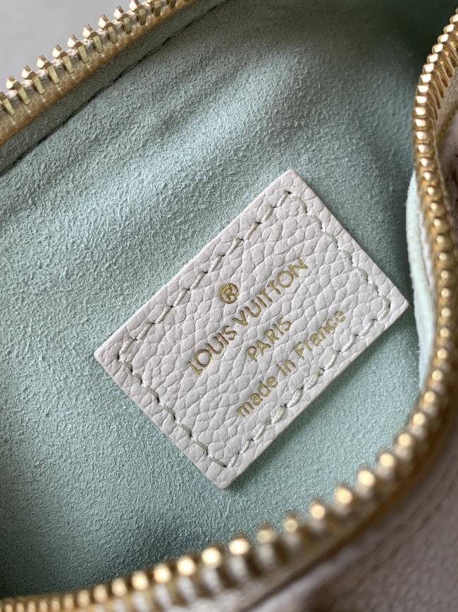 Louis Vuitton M24169 エンボスグリーン ナノ・スピーディ ハンドバッグ