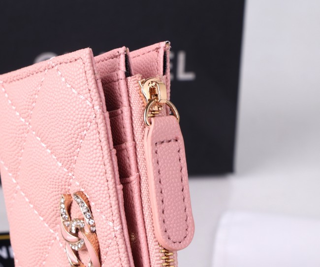 CHANELシャネル  2216 ミニバッグ カラー：キルティングブラック／ピンク／ベージュ／ラムスキンブラック サイズ：11×9×2 cm