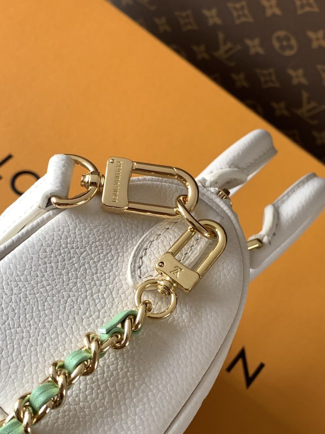 Louis Vuitton M24169 エンボスグリーン ナノ・スピーディ ハンドバッグ