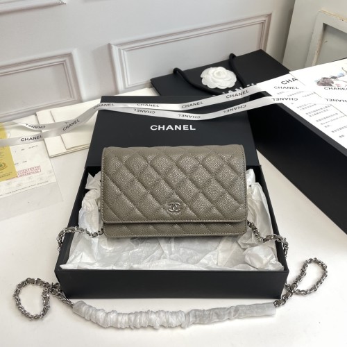 CHANEL シャネル WOC 財運バッグ（型番A33814）サイズ：横19×縦12×マチ3 cm
