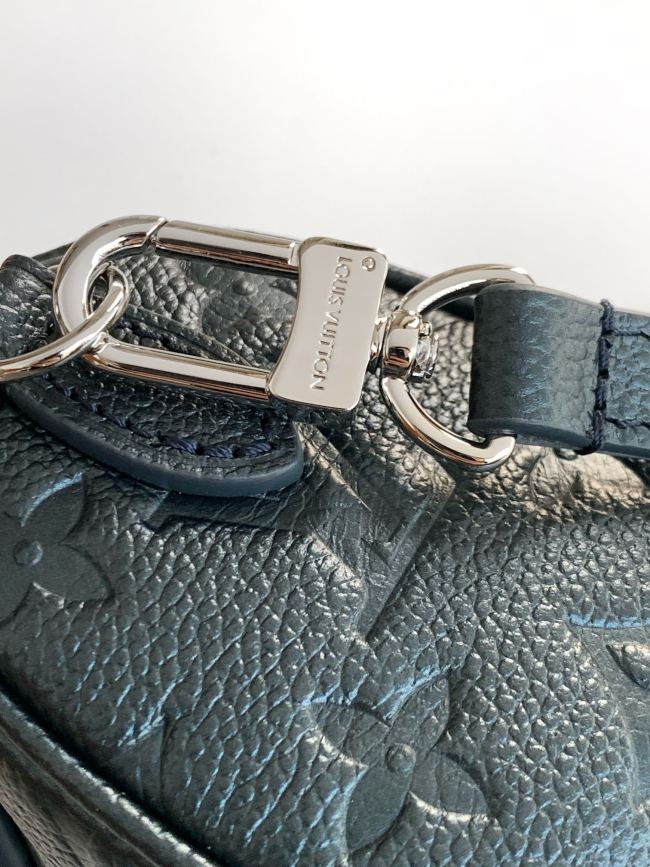 Louis Vuitton M82450 ブラックエンボス ナノ・スピーディ ハンドバッグ