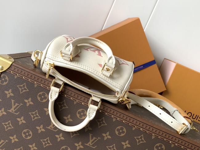 Louis Vuitton M14226 エンボスピンク ナノ・スピーディ ハンドバッグ