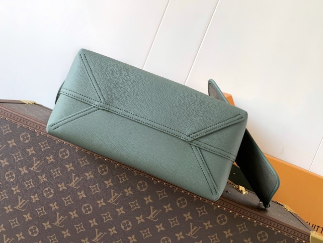 Louis Vuitton M26747 グリーン Verso Hobo バッグ
