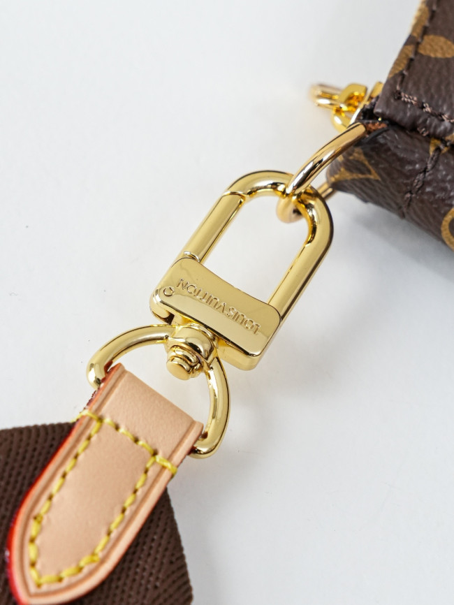 Louis Vuitton M44823 コーヒーカラー Multi Pochette Accessoires バッグ