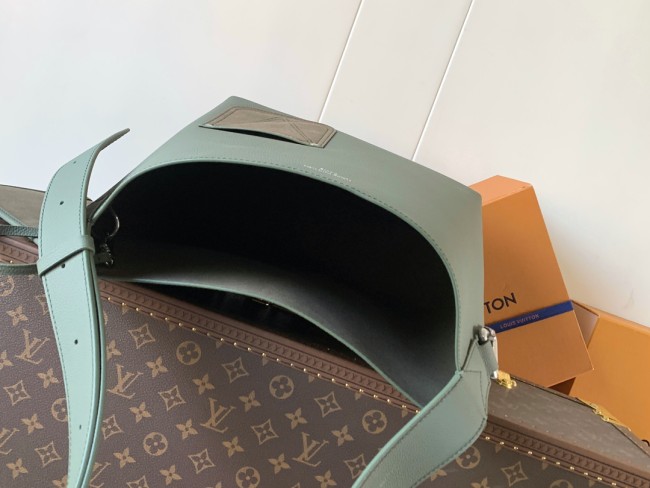 Louis Vuitton M26747 グリーン Verso Hobo バッグ