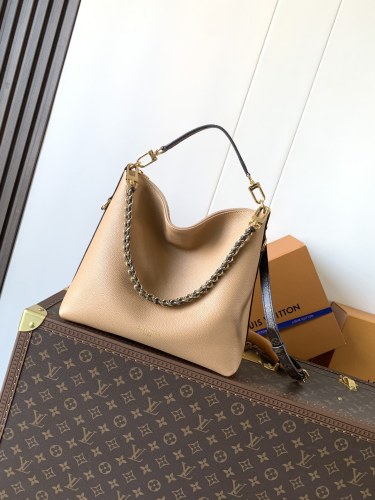 Louis Vuitton M28029 Multipass ハンドバッグ
