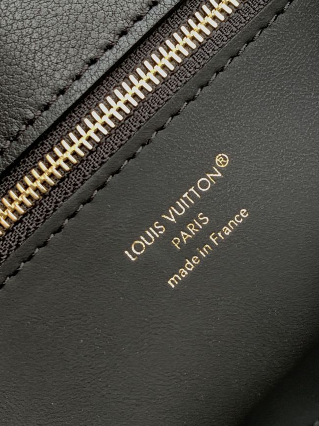 Louis Vuitton M26502 ブラック ハンドバッグ
