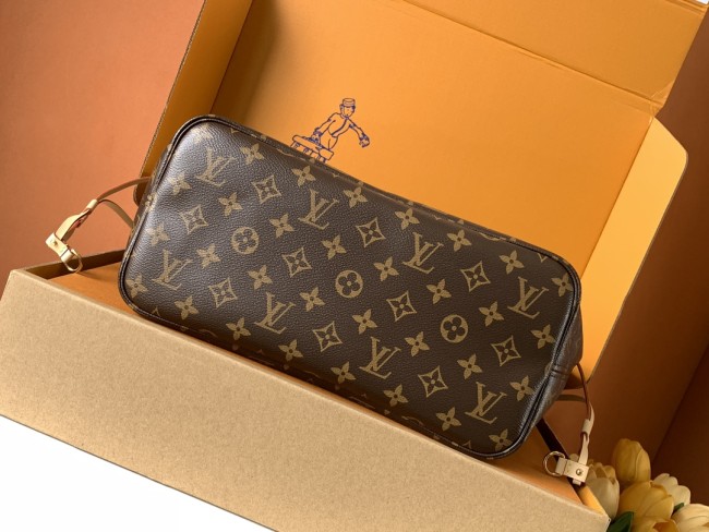 Louis Vuitton M46987-41177 Neverfull ミディアム ハンドバッグ