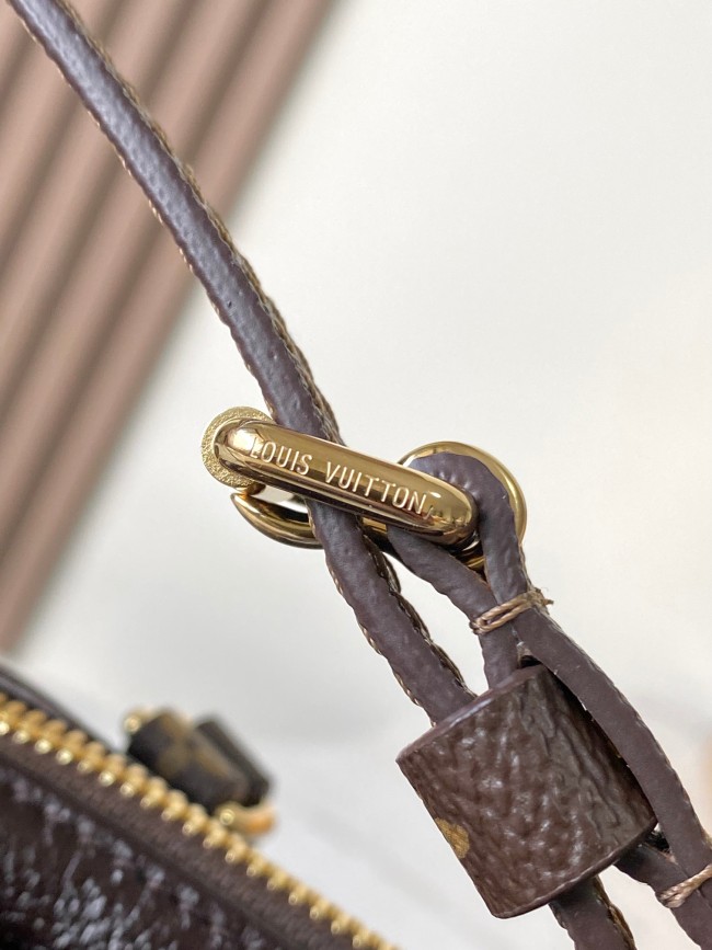 Louis Vuitton M26359 エクスプレス ミディアム ハンドバッグ