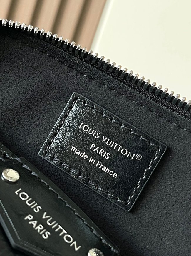 Louis Vuitton M27812 ブラック アルマ BB ハンドバッグ  貝殻バッグ