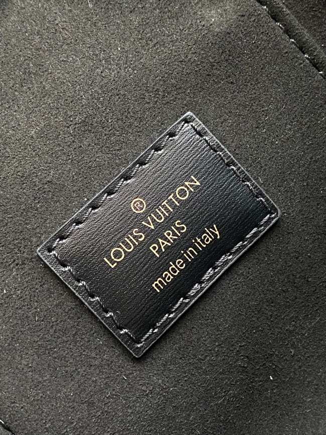 Louis Vuitton M47125 モノグラム ヴァニティ チェーン ポーチ