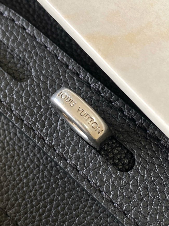Louis Vuitton M27061 スティーマー 30 ハンドバッグ