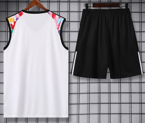 24-25 Man Utd White Tank top and shorts suit