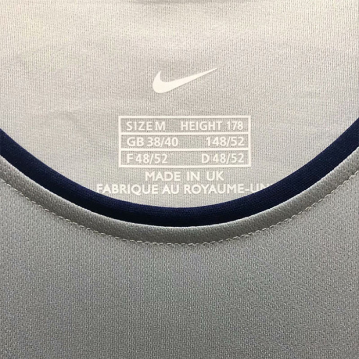 2001-2002 PSG Paris Away Retro Soccer Jersey