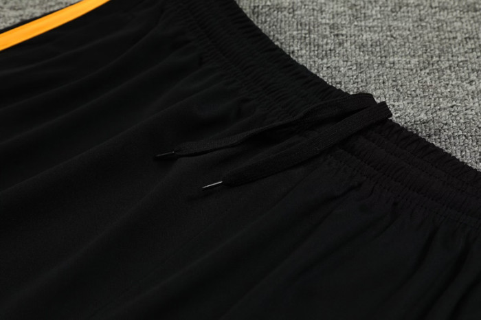 24-25 RMA Black Training Shorts Pants (黄边）