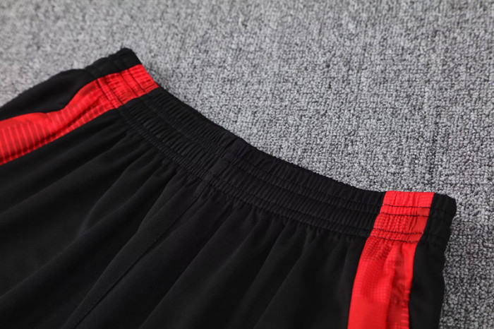 25-26 Man Utd White Training Short Suit