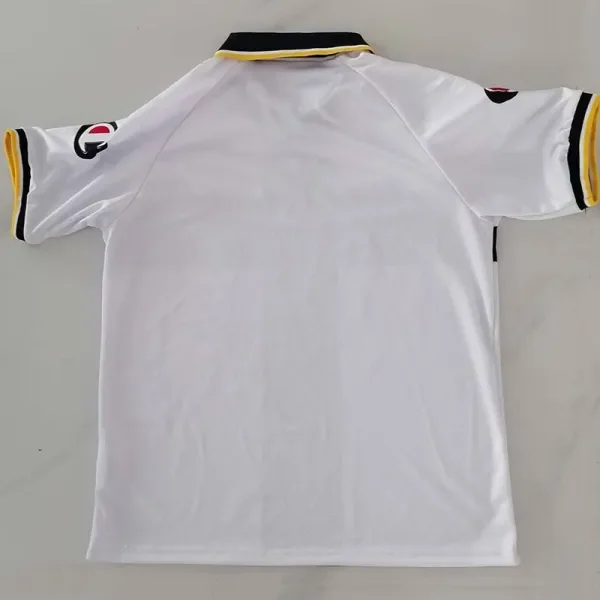 2005-2006 Parma White Retro Soccer Jersey