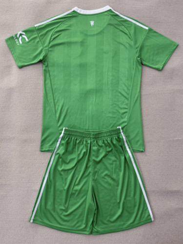 2025-26 Man Utd Green GoalKeeper Kids Soccer Jersey