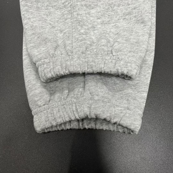 W2纯棉卫裤 UA Grey Top Quality Sweatpants (Have Pocket)