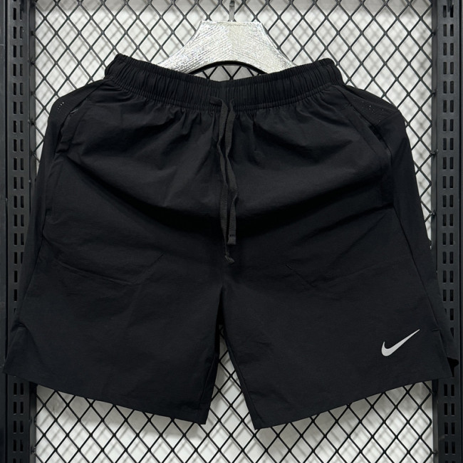 D910 NK Black Casual Short Pants