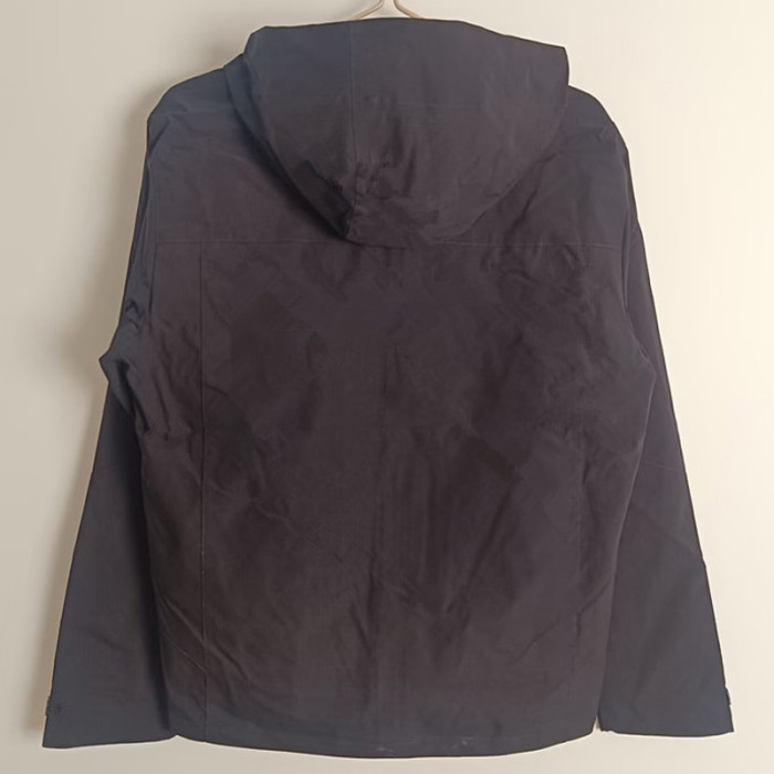24-25 Man Utd Black Windbreaker