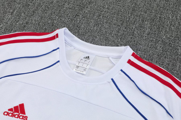 25-26 Bayern White Training Short Suit