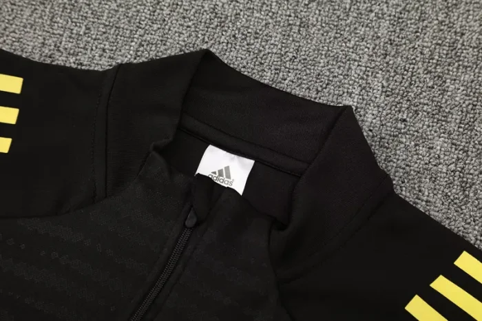 2025-26 Man Utd Black Half Pull Tracksuit (半拉链）