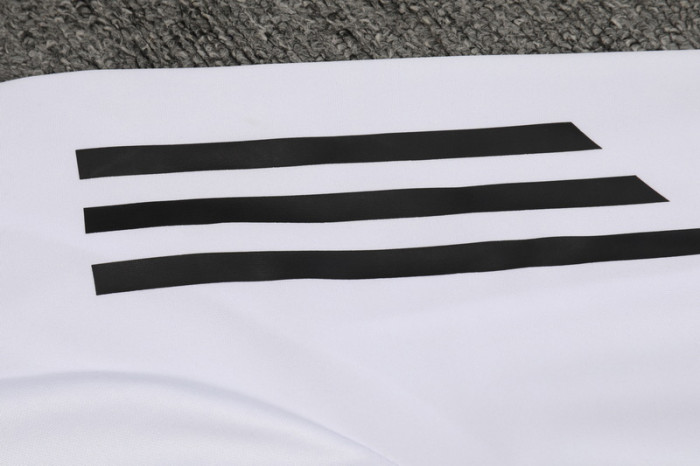 2024 AD White Kids Half Pull Tracksuit (童装)(半拉链)