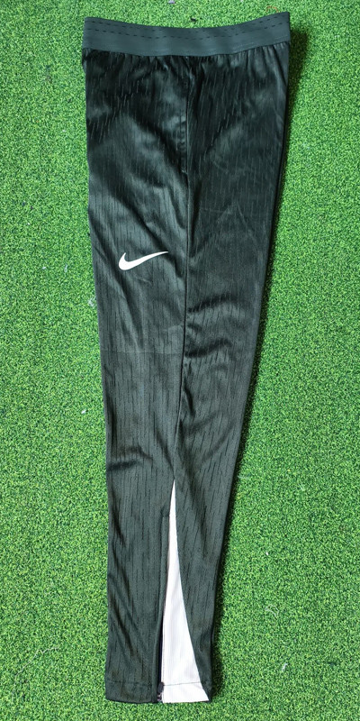 25-26 CHE Dark green Training Long Pants (Have Pocket)