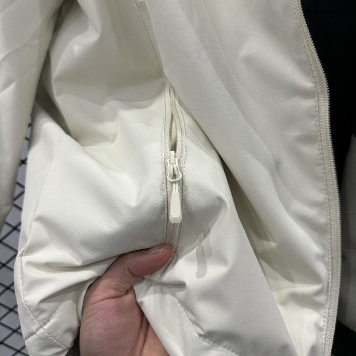 2024 NB Velvet Thickened warm Beige Outdoor Jackets #F8加绒冲锋衣